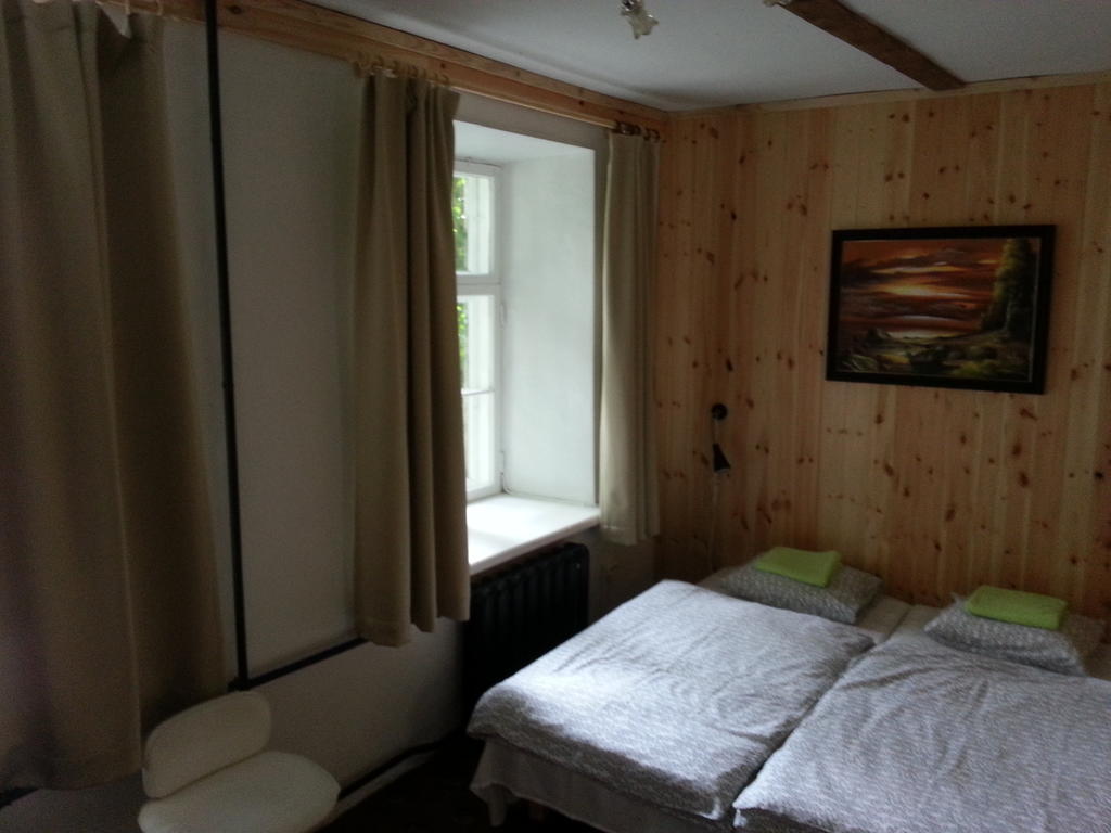 טאלין Mo Hostel חדר תמונה