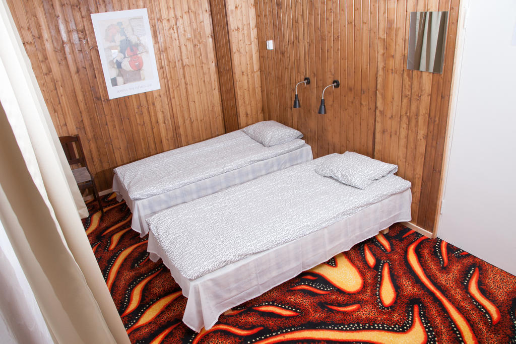 טאלין Mo Hostel חדר תמונה